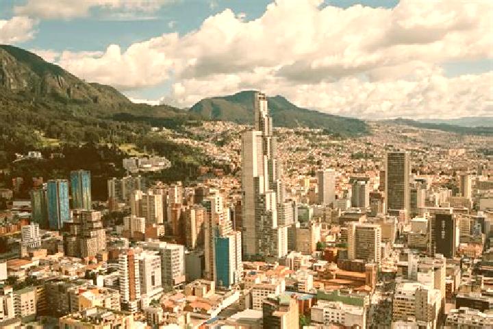 Luna, 30 — Escort in San Joaquin, Colombia