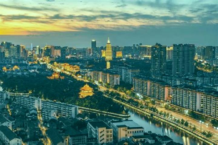 Luna, 30 — Escort in Shangqing, China