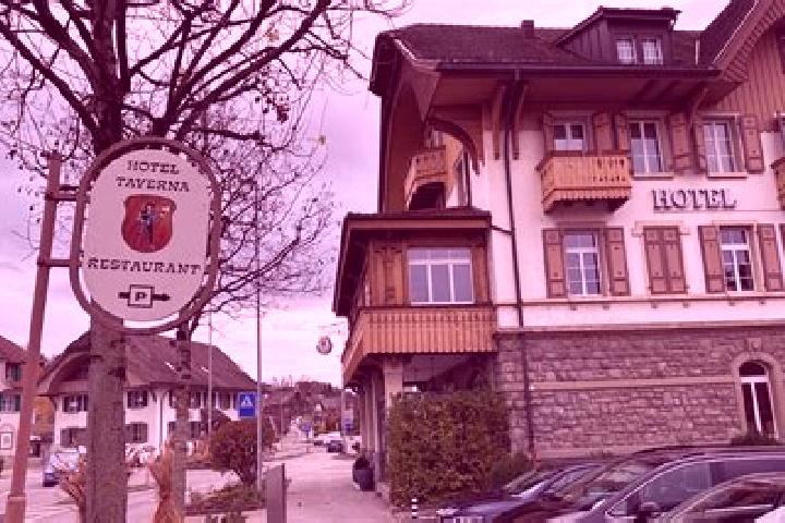 Luna, 30 — Escort in Tafers, Switzerland