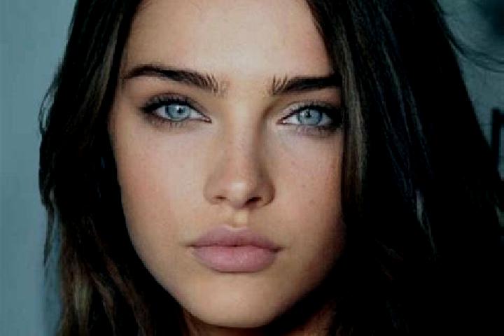 Luna, 31, a brunette blue-eyed middle eastern companion based in Comerio. Offering Travel Companion, Prostate Massage, Striptease. Available for incall and o...