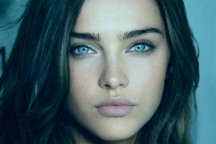 Luna, 31, a brunette blue-eyed mixed companion based in Gansing. Offering Girlfriend Experience, Fetish, Striptease. Available for incall and outcall, overni...