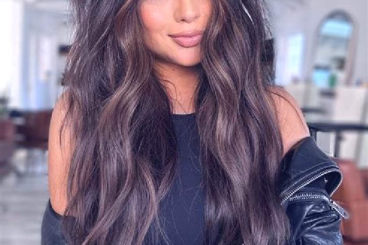 Luna, 31, a brunette dark-eyed european companion based in Rettenberg. Offering Deep French Kissing, OWO, Overnight. Available for incall and outcall, overni...