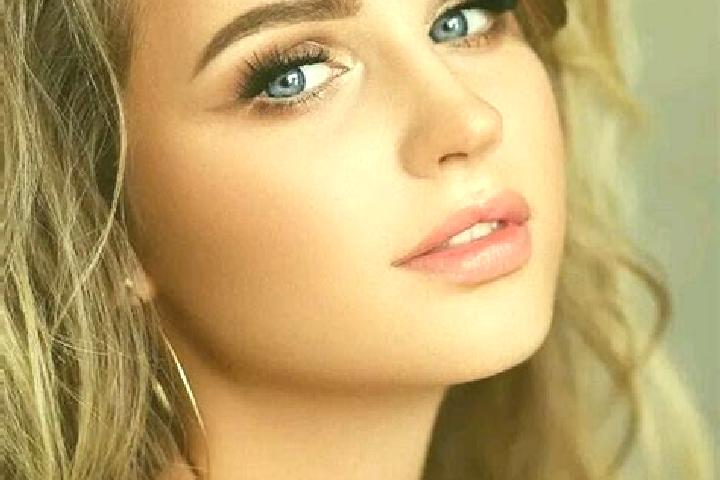 Luna, 31, a dark blonde blue-eyed caucasian companion based in Berkum. Offering Fetish, Dinner Date, A-Level. Available for incall and outcall, overnight boo...