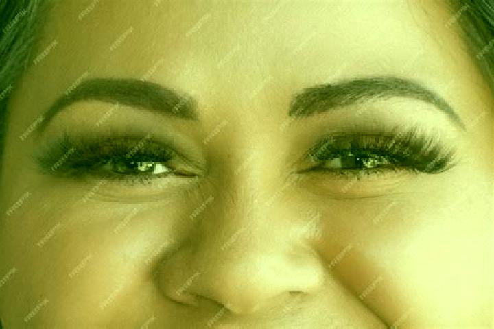 Luna, 31, a red green-eyed latina companion based in Tupik. Offering Fetish, Couples, CIM. Available for incall and outcall, overnight bookings available.