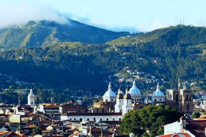 Luna, 31 — Escort in Ambatillo, Ecuador