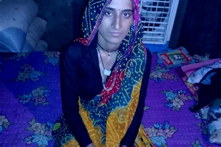 Luna, 31 — Escort in Baonli, India