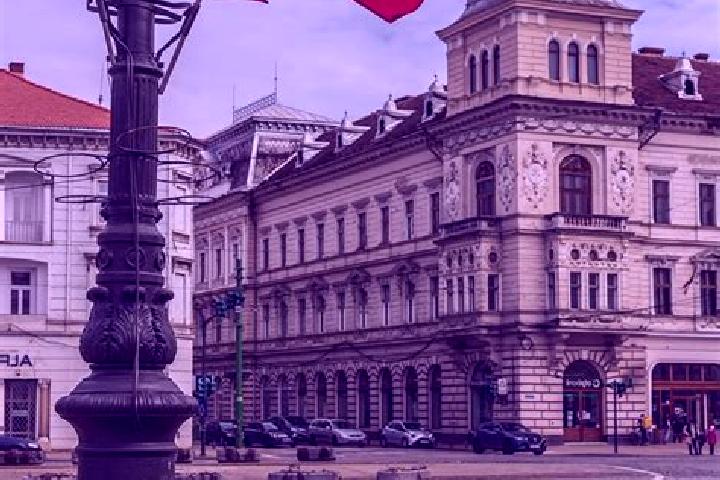 Luna, 31 — Escort in Camineasca, Romania