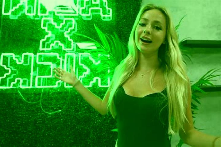Luna, 31 — Escort in Koropets, Ukraine