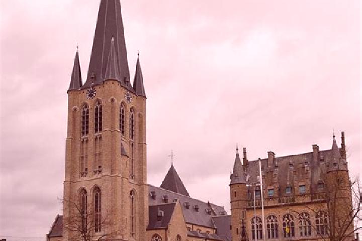 Luna, 31 — Escort in Onze-Lieve-Vrouw-Waver, Belgium