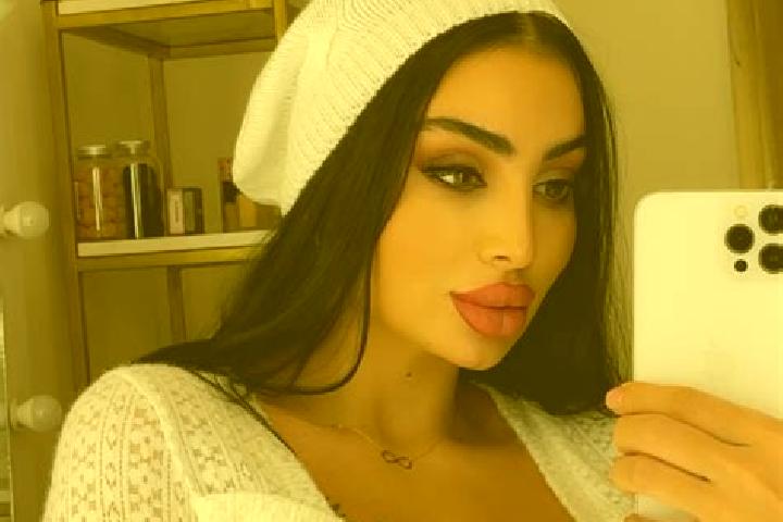 Luna, 31 — Escort in Tima, Egypt