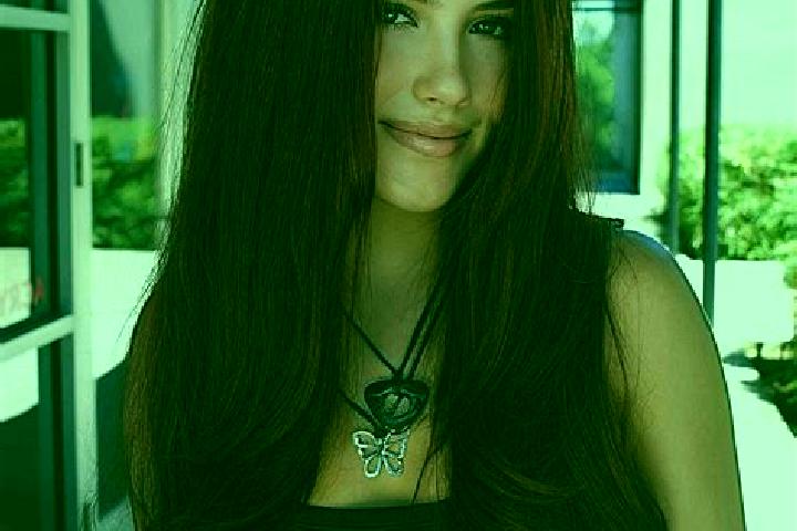 Luna, 32, a auburn dark-eyed mixed companion based in Horsten. Offering Fetish, CIM, Girlfriend Experience, Prostate Massage. Available for incall and outcal...