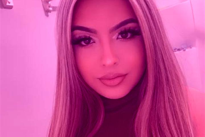 Luna, 32, a blonde brown-eyed latina companion based in Magana. Offering Prostate Massage, Overnight, Travel Companion. Available for incall and outcall, day...