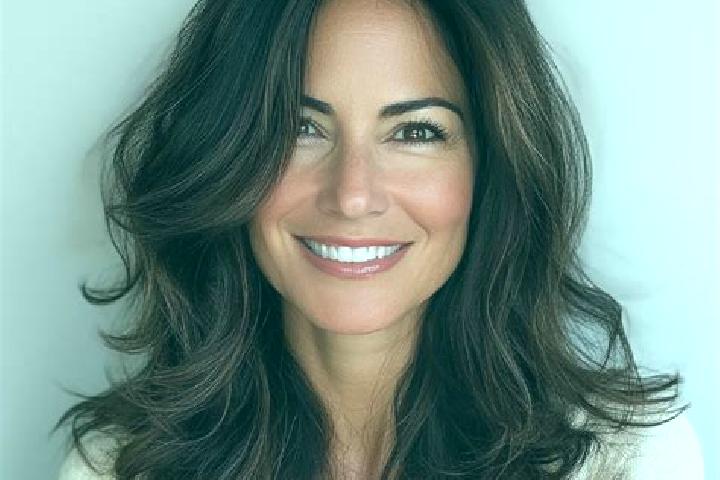 Luna, 32, a brunette dark-eyed caribbean companion based in Chapala. Offering Overnight, Deep French Kissing, Girlfriend Experience, Travel Companion. Availa...