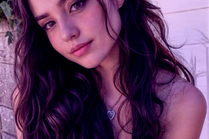 Luna, 32, a dark blonde hazel-eyed middle eastern companion based in Siriki-Bango. Offering BDSM, Girlfriend Experience, A-Level. Available for incall and ou...