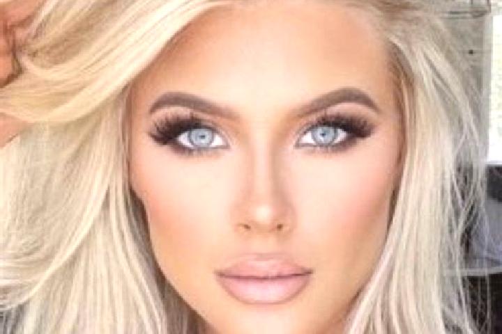 Luna, 32, a platinum blonde green-eyed mixed companion based in Mbale. Offering Erotic Massage, CIM, Couples. Available for incall and outcall, day and eveni...