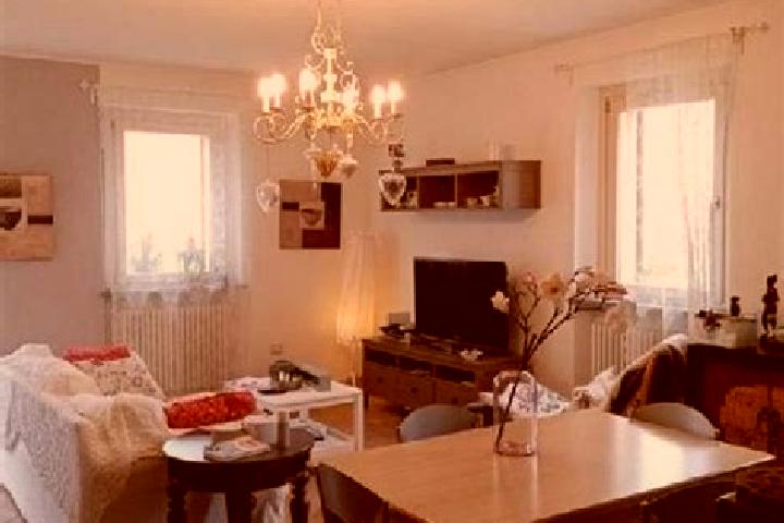 Luna, 32 — Escort in Acqualagna, Italy