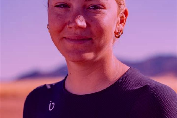 Luna, 32 — Escort in Holcomb, United States