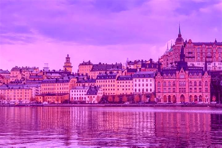 Luna, 32 — Escort in Lindsdal, Sweden