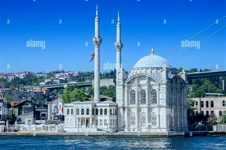 Luna, 32 — Escort in Mecidiye, Turkey