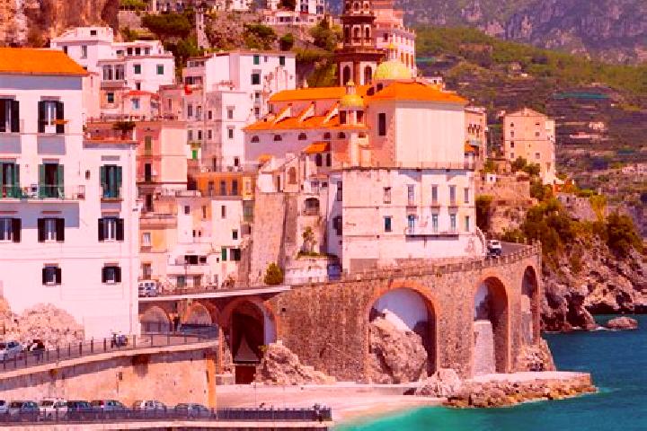 Luna, 32 — Escort in Negrar, Italy