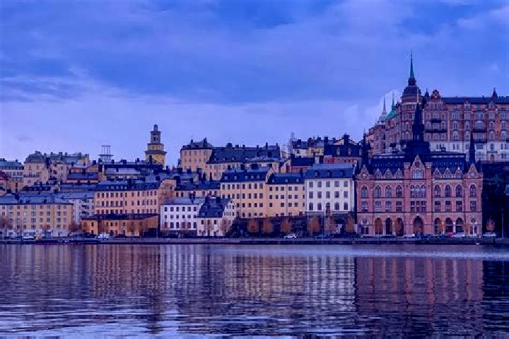 Luna, 32 — Escort in Olstorp, Sweden