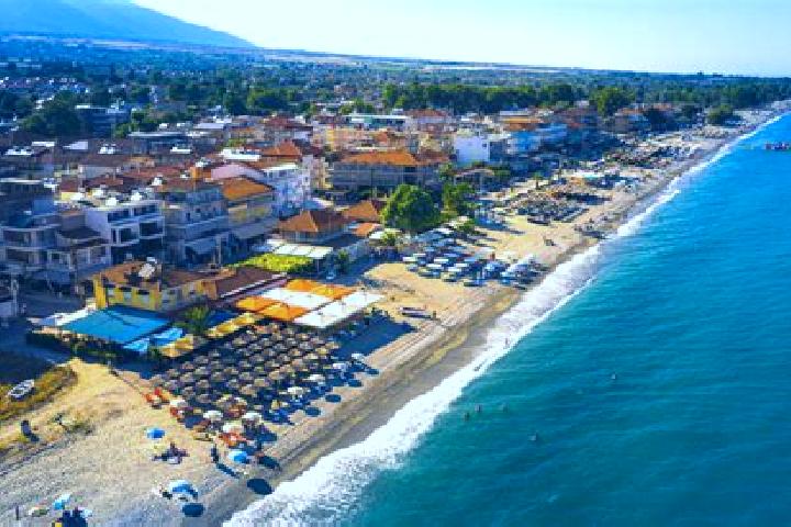 Luna, 32 — Escort in Paralia Vatheos, Greece