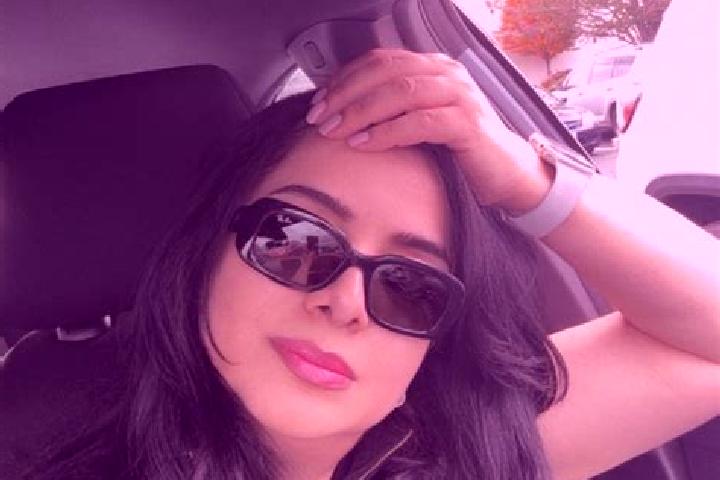 Luna, 32 — Escort in Zarrin Shahr, Iran