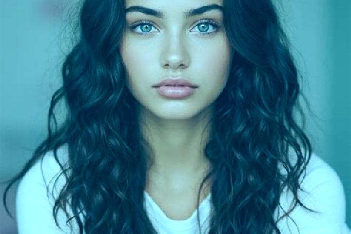 Luna, 33, a auburn amber-eyed mediterranean companion based in Peroy-les-Gombries. Offering Girlfriend Experience, Overnight, OWO. Available for incall and o...