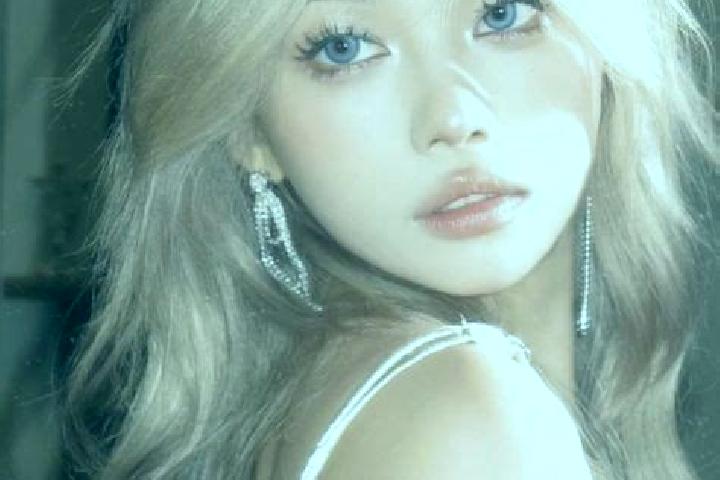 Luna, 33, a blonde blue-eyed asian companion based in Ontur. Offering CIM, Massage, Roleplay, Prostate Massage. Available for incall and outcall, day and eve...