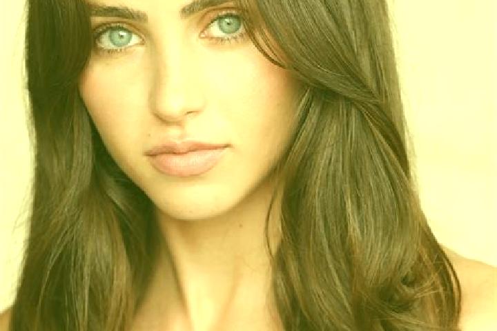 Luna, 33, a blonde hazel-eyed latina companion based in Mullanwala. Offering Girlfriend Experience, Striptease, GFE, OWO. Available for incall and outcall, o...
