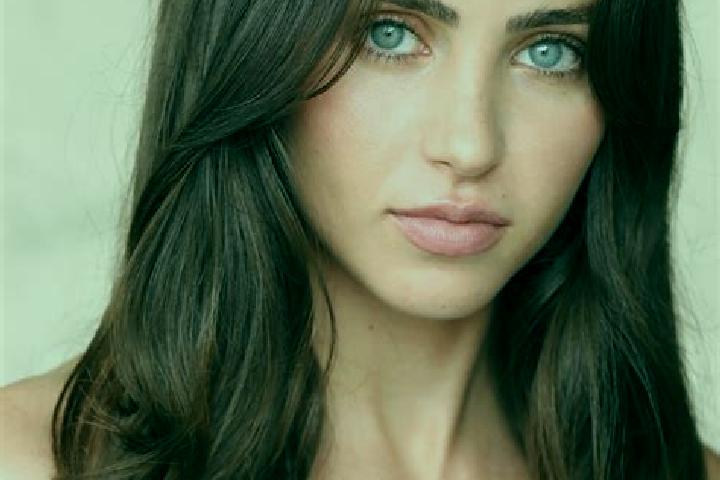 Luna, 33, a brunette dark-eyed caucasian companion based in Sharan. Offering Erotic Massage, Prostate Massage, Domination. Available for incall and outcall, ...