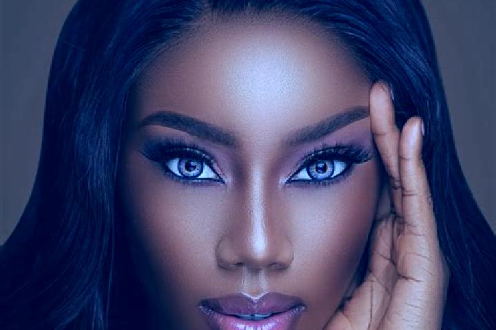 Luna, 33, a chestnut blue-eyed ebony companion based in Muzo. Offering Dinner Date, 69, Prostate Massage, Domination. Available for incall and outcall, overn...