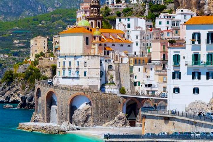 Luna, 33 — Escort in Badesse, Italy