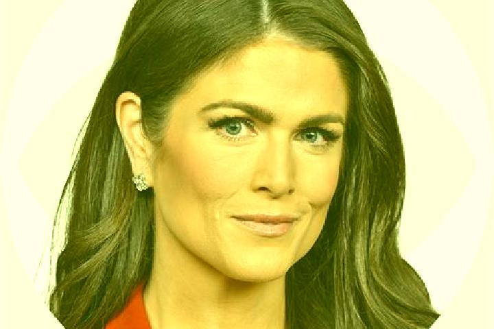 Luna, 33 — Escort in Columbia Cross Roads, United States