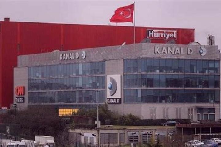 Luna, 33 — Escort in Demiroeren, Turkey