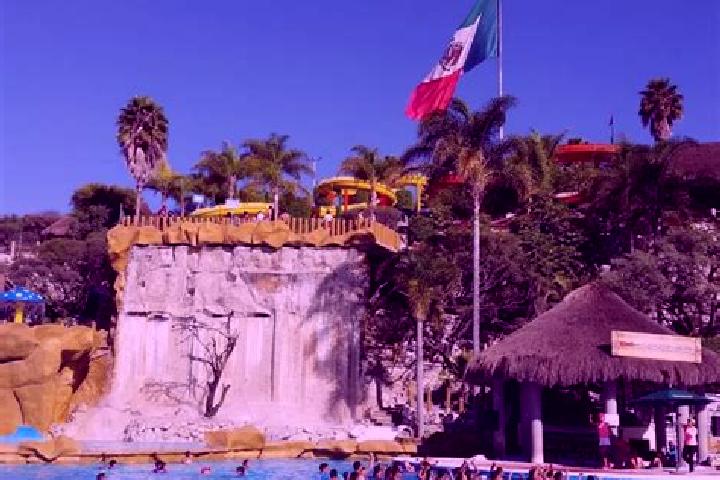 Luna, 33 — Escort in El Tephe, Mexico