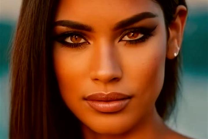 Luna, 34, a black amber-eyed latina companion based in Tecualilla. Offering Fetish, Dinner Date, Prostate Massage. Available for incall and outcall, overnigh...