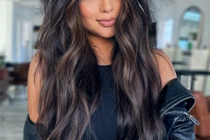 Luna, 34, a brunette dark-eyed asian companion based in Pertisau. Offering 69, A-Level, Overnight, Massage. Available for incall and outcall, overnight booki...