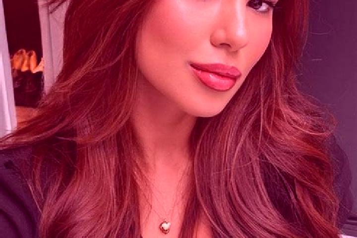 Luna, 34, a chestnut brown-eyed latina companion based in Rence. Offering A-Level, CIM, Roleplay. Available for incall and outcall, overnight bookings availa...