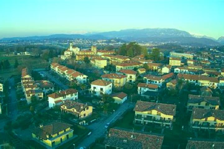 Luna, 34 — Escort in Bulgarograsso, Italy