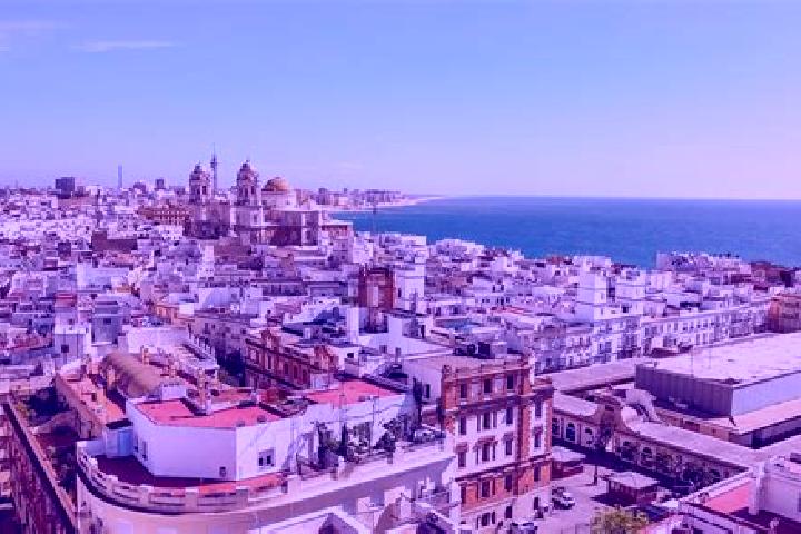 Luna, 34 — Escort in Cadiz, Spain