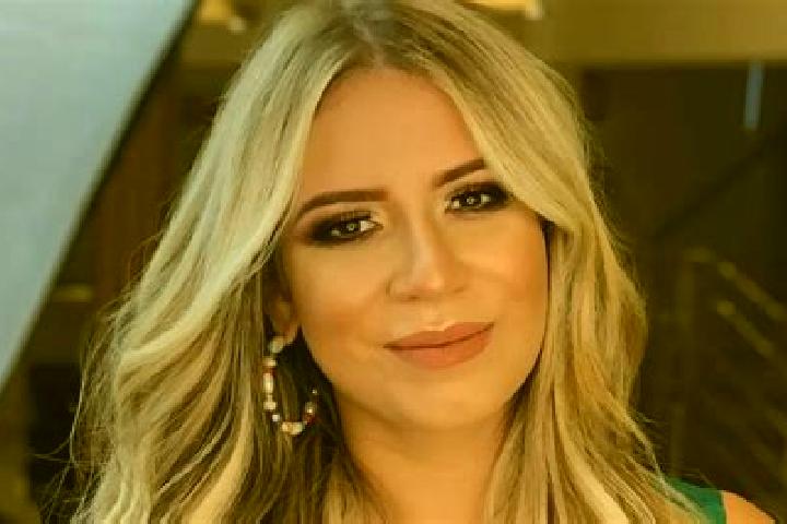Luna, 34 — Escort in Mendonca, Brazil