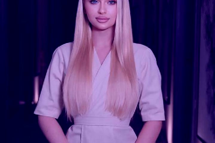 Luna, 35, a auburn amber-eyed mediterranean companion based in Peremyl. Offering Striptease, 69, Tantra, Erotic Massage, Roleplay. Available for incall and o...
