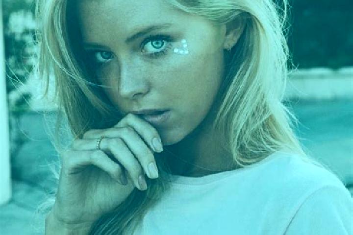 Luna, 35, a blonde blue-eyed caucasian companion based in Sitiolo. Offering Duos, OWO, Travel Companion. Available for incall and outcall, day and evening da...