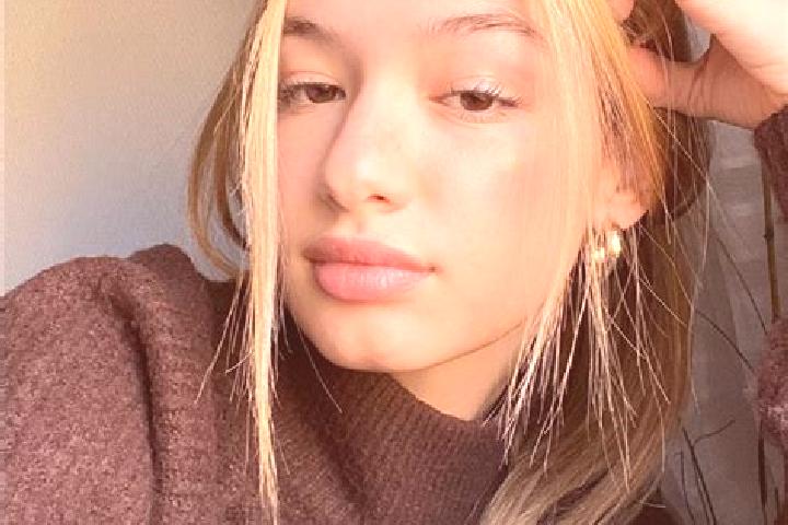 Luna, 35, a blonde brown-eyed asian companion based in Padangbatung. Offering Roleplay, Travel Companion, 69, Couples. Available for incall and outcall, day ...