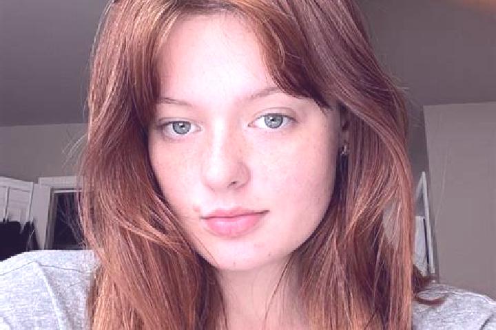 Luna, 35, a red grey-eyed caucasian companion based in Dola. Offering A-Level, Party Girl, Domination. Available for incall and outcall, overnight bookings a...