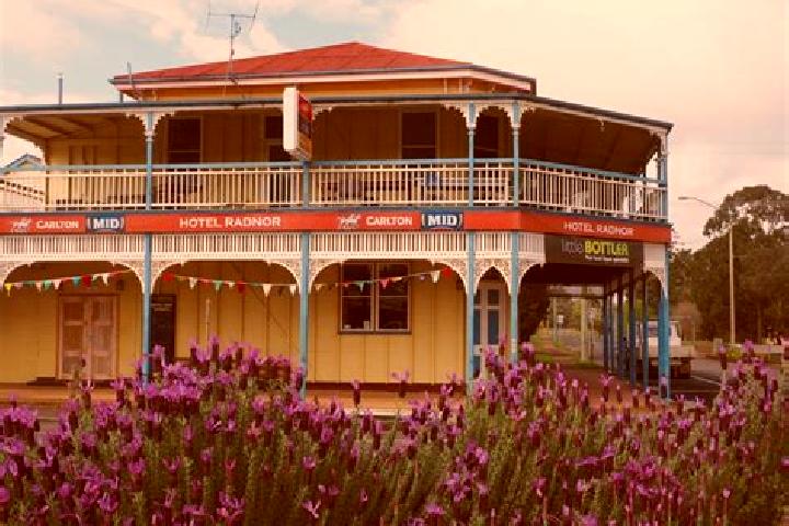 Luna, 35 — Escort in South Nanango, Australia