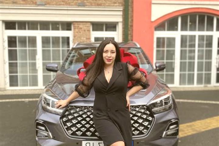 Luna, 35 — Escort in Zavallya, Ukraine