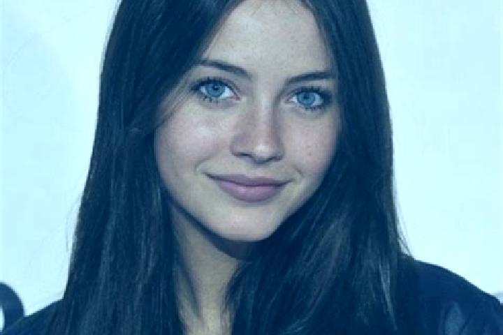 Luna, 36, a brunette blue-eyed mediterranean companion based in Castanar de Ibor. Offering Deep French Kissing, 69, BDSM. Available for incall and outcall, o...