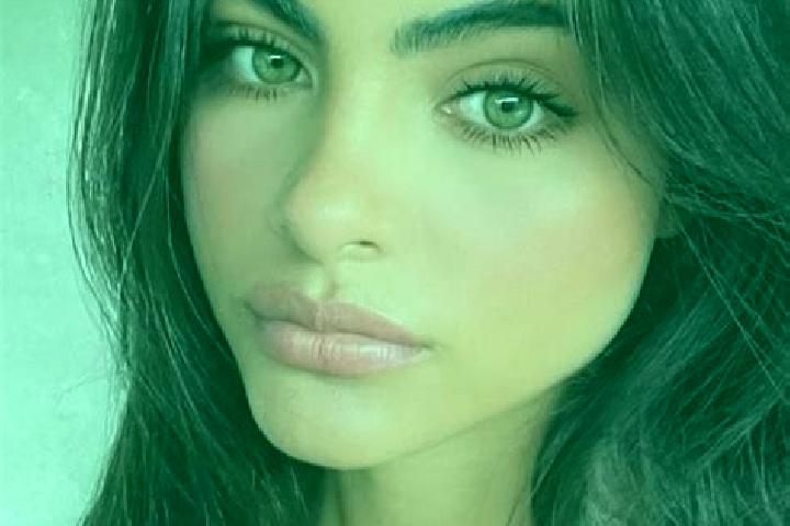 Luna, 36, a brunette green-eyed caribbean companion based in Fraccionamiento Valle del Nevado. Offering OWO, Massage, Travel Companion, GFE, Roleplay. Availa...